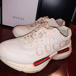 Gucci Sneakers